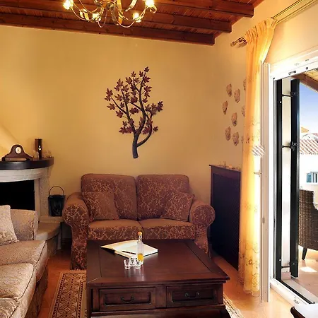 Edem * Κασσιόπη